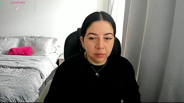 Snapshot of Im_coco chatting on April 8, 2026, 12:39 pm Im coco online show from April 8, 2026, 12:39 pm