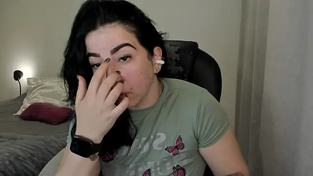 Snapshot of Im_coco chatting on December 4, 2025, 1:15 am Im coco online show from December 4, 2025, 1:15 am