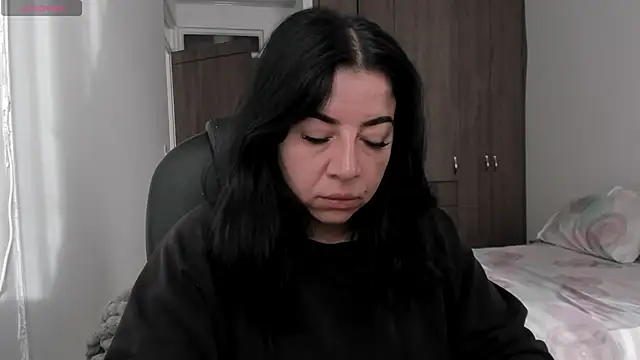 Snapshot of Im_coco chatting on January 9, 2026, 12:12 pm Im coco online show from January 9, 2026, 12:12 pm