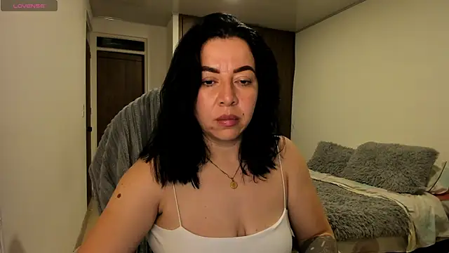 Snapshot of Im_coco chatting on February 8, 2026, 12:41 am Im coco online show from February 8, 2026, 12:41 am