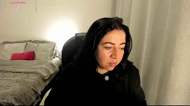 Snapshot of Im_coco chatting on April 9, 2026, 12:45 am Im coco online show from April 9, 2026, 12:45 am