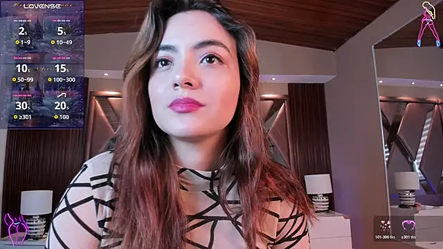 IsabellaaJoness online show from November 18, 2025, 11:35 am