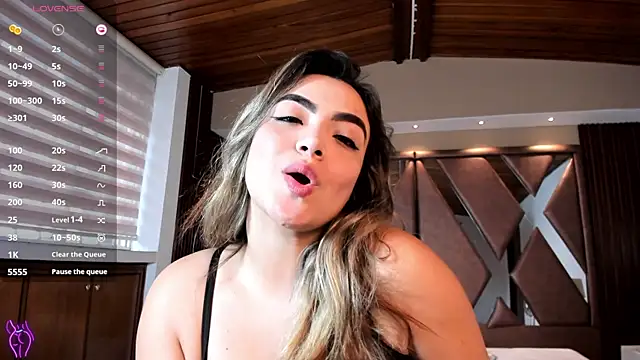 IsabellaaJoness online show from April 11, 2026, 11:25 am