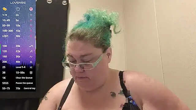 EmberCum online show from September 26, 2025, 10:00 am