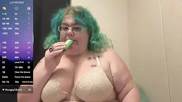 EmberCum online show from September 25, 2025, 8:53 am