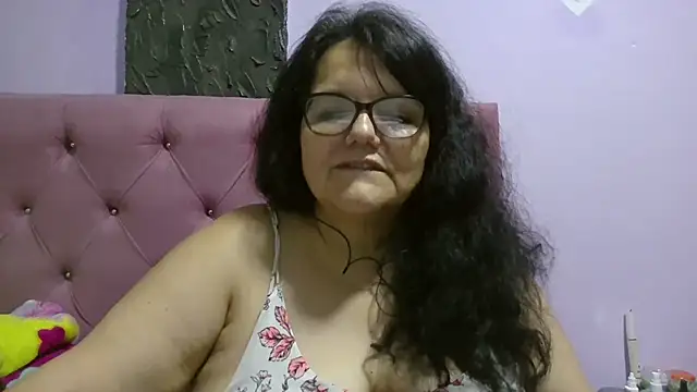kassandra02 online show from May 26, 2026, 3:15 am