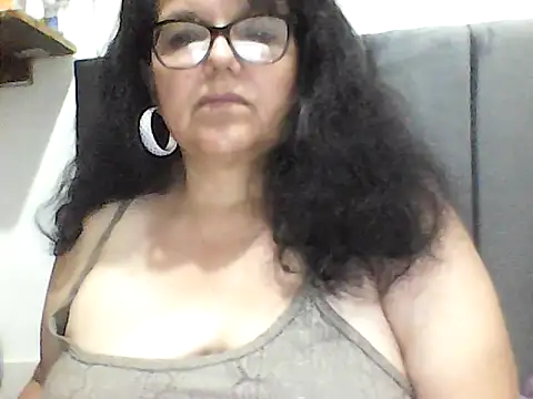 kassandra02 online show from September 10, 2025, 2:54 am