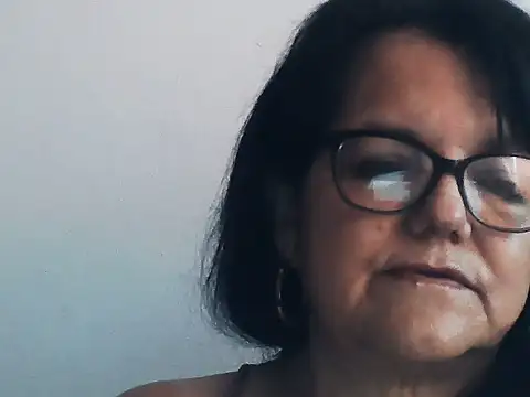 kassandra02 online show from February 2, 2026, 2:38 pm