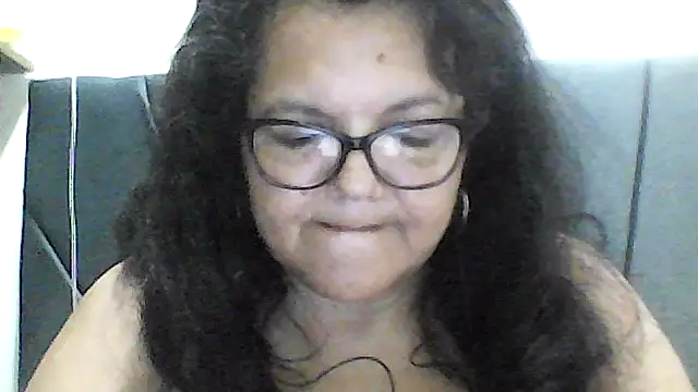 kassandra02 online show from September 30, 2025, 2:45 pm
