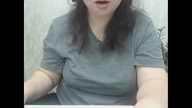 Snapshot of AsweetyAli chatting on February 26, 2026, 5:24 pm AsweetyAli online show from February 26, 2026, 5:24 pm