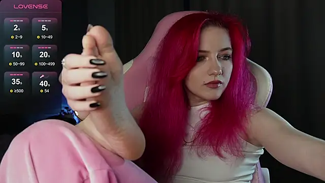 joyhannahh online show from November 12, 2025, 1:37 pm