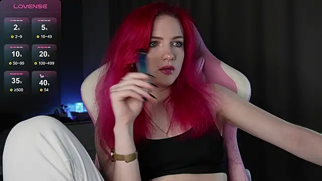 joyhannahh online show from November 10, 2025, 12:32 pm