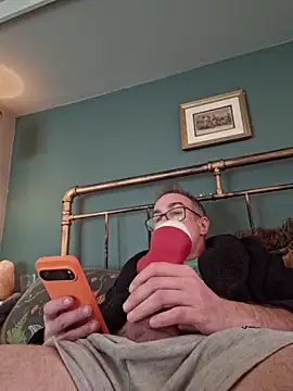 Snapshot of bibananaman chatting on November 25, 2025, 11:21 am bibananaman online show from November 25, 2025, 11:21 am