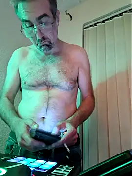 Snapshot of bibananaman chatting on October 2, 2025, 2:04 am bibananaman online show from October 2, 2025, 2:04 am