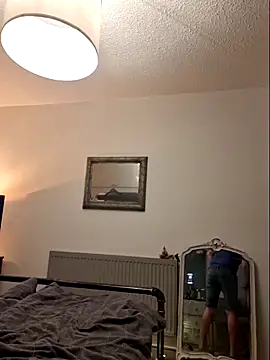 Snapshot of bibananaman chatting on September 13, 2025, 11:16 pm bibananaman online show from September 13, 2025, 11:16 pm