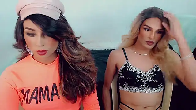 New Dolls online show from January 13, 2026, 4:49 am