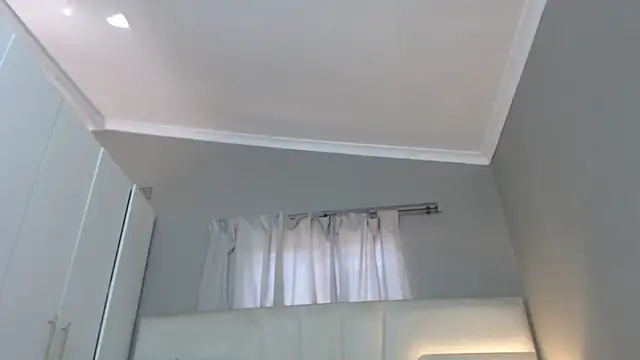 naughtyblackdolie online show from April 11, 2026, 8:18 am