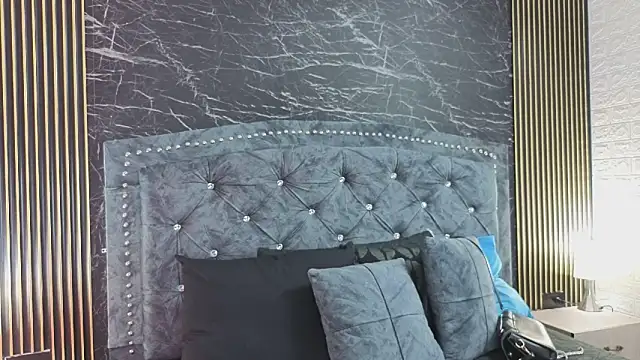 Snapshot of diosagolden chatting on April 15, 2026, 8:09 pm diosagolden online show from April 15, 2026, 8:09 pm