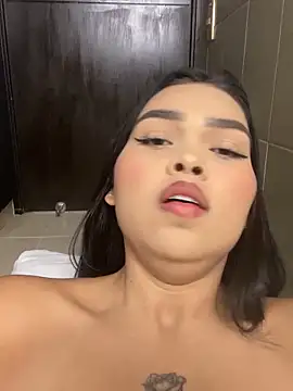 Daisy 20x  online show from November 29, 2025, 8:31 pm