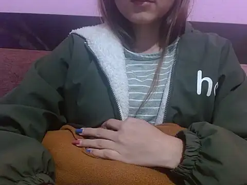 Snapshot of silky_milky chatting on December 16, 2024, 11:50 pm silky milky online show from December 16, 2024, 11:50 pm