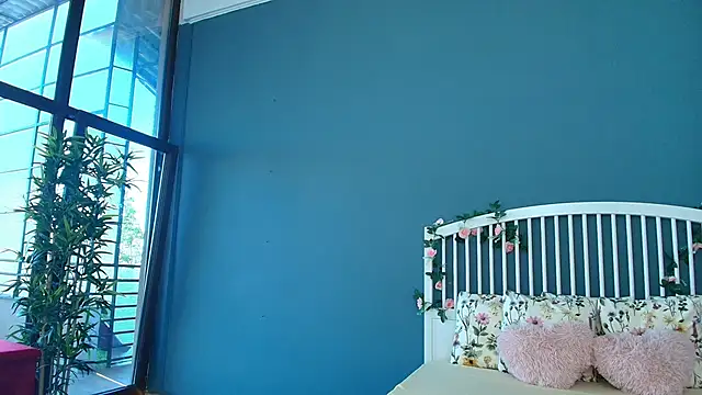 AlicePirs online show from June 19, 2026, 4:18 am