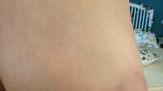 AlicePirs online show from June 10, 2026, 4:24 am