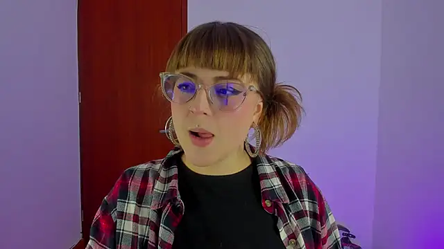 Snapshot of tekila__ chatting on January 17, 2026, 12:37 am tekila online show from January 17, 2026, 12:37 am