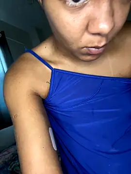 Indiazinhax online show from November 26, 2025, 1:00 pm