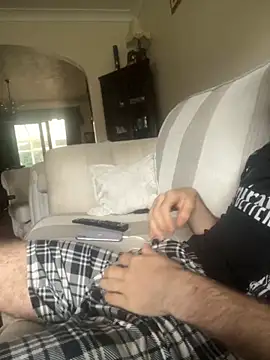 Snapshot of EE123458 chatting on October 3, 2025, 12:50 pm EE123458 online show from October 3, 2025, 12:50 pm