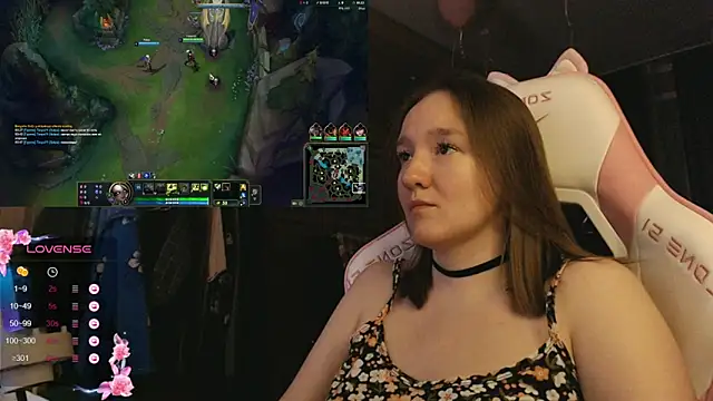 MoonlishSiren online show from January 12, 2026, 9:31 pm