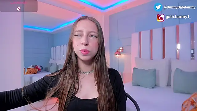 gabi bunny online show from February 20, 2026, 3:25 pm