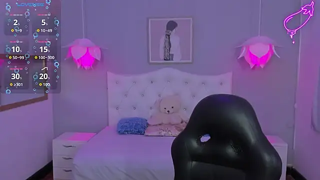 Lisa7 7 online show from January 15, 2026, 1:14 pm