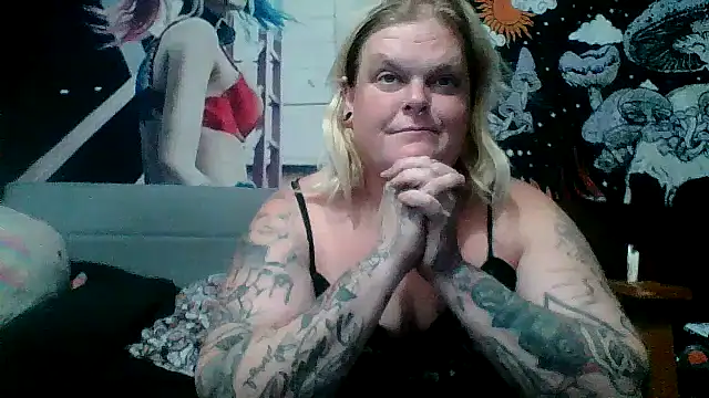Trans Girl next door420 online show from July 5, 2026, 8:48 pm
