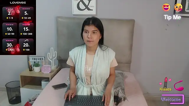Snapshot of SophiaMeyerst chatting on April 28, 2026, 1:26 pm SophiaMeyerst online show from April 28, 2026, 1:26 pm