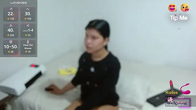 SophiaMeyerst online show from April 8, 2026, 3:13 pm