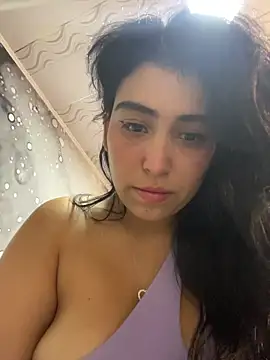 Snapshot of emma__cute__ chatting on December 14, 2025, 11:27 am emma cute online show from December 14, 2025, 11:27 am