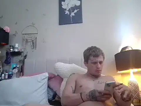 SpAzZ1234 online show from March 10, 2025, 5:18 pm