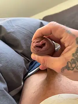 Bro4bro0040 online show from November 22, 2025, 8:24 am