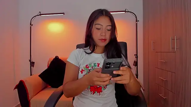 cloy baby   online show from December 19, 2025, 10:39 am