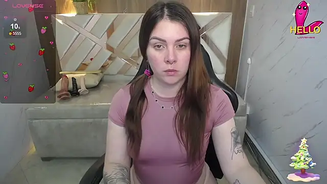 Paula b  online show from December 22, 2025, 12:49 pm