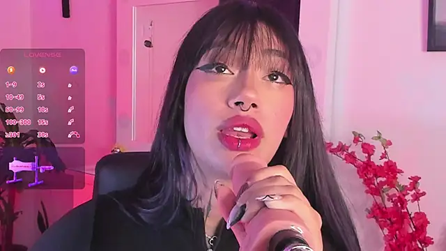 Snapshot of Akari1_Mischief chatting on April 16, 2026, 3:40 am Akari1 Mischief online show from April 16, 2026, 3:40 am