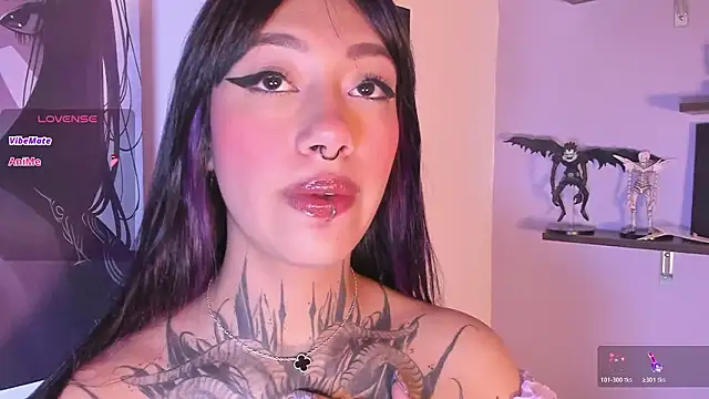 Snapshot of Akari1_Mischief chatting on March 6, 2026, 4:07 am Akari1 Mischief online show from March 6, 2026, 4:07 am