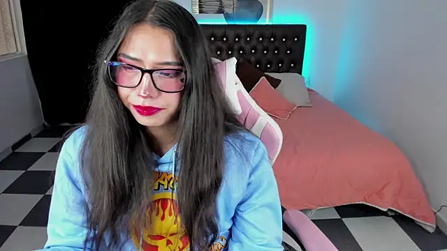 Snapshot of paula_kawaiifu_ chatting on February 25, 2025, 5:08 pm paula kawaiifu online show from February 25, 2025, 5:08 pm