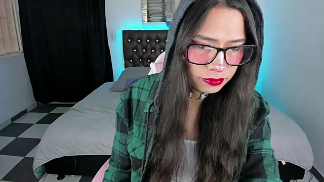 Snapshot of paula_kawaiifu_ chatting on March 7, 2025, 2:12 pm paula kawaiifu online show from March 7, 2025, 2:12 pm