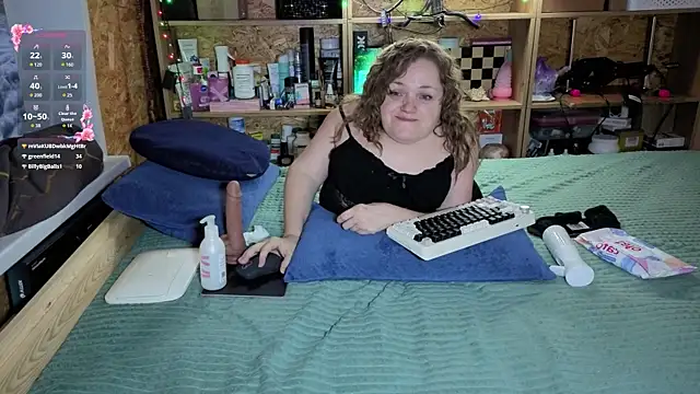 MiniNatalie online show from January 6, 2026, 4:55 pm