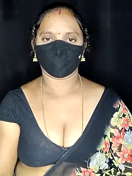 vintage-vibs online show from February 28, 2026, 6:07 pm