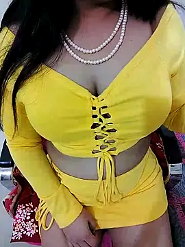 Snapshot of SHUBHI880 chatting on March 3, 2025, 1:34 pm SHUBHI880 online show from March 3, 2025, 1:34 pm