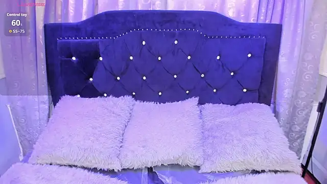 Snapshot of hallsredd chatting on November 5, 2025, 10:02 pm hallsredd online show from November 5, 2025, 10:02 pm