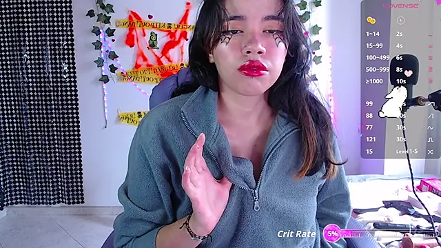 sophie north online show from October 31, 2025, 4:36 pm