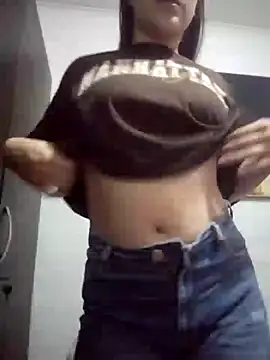 Snapshot of dulccemaria24 chatting on February 19, 2026, 1:02 am dulccemaria24 online show from February 19, 2026, 1:02 am